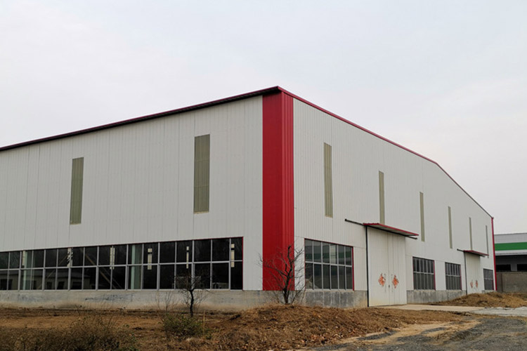 通遼鋼結(jié)構(gòu)廠房設(shè)計(jì)具有哪些特點(diǎn)