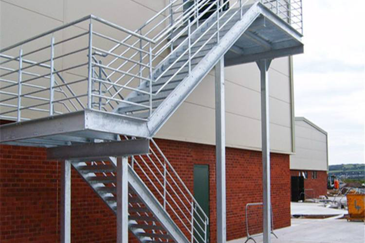 鋼結(jié)構(gòu)樓梯