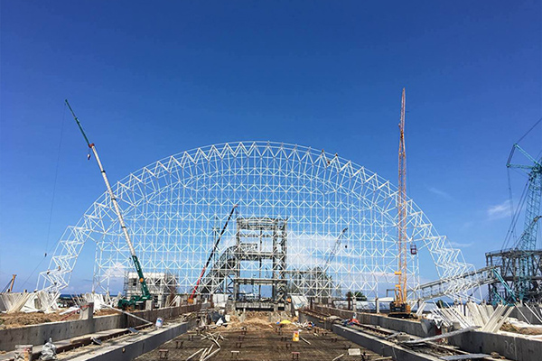 今天和大家分享通遼鋼結(jié)構(gòu)廠房的五大優(yōu)點(diǎn)